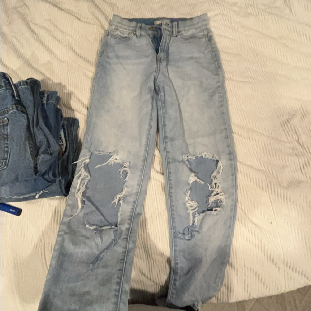 Light Blue Distressed Women's Jeans
